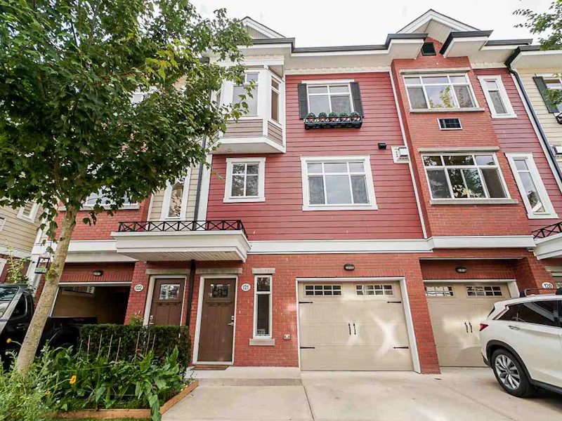 121 - 8068 207th Street, Langley BC V1M 3X4
