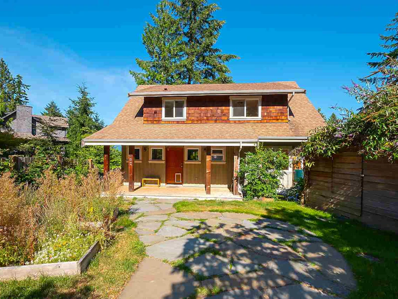 962 Seaview Place, Bowen Island BC V0N 1G1