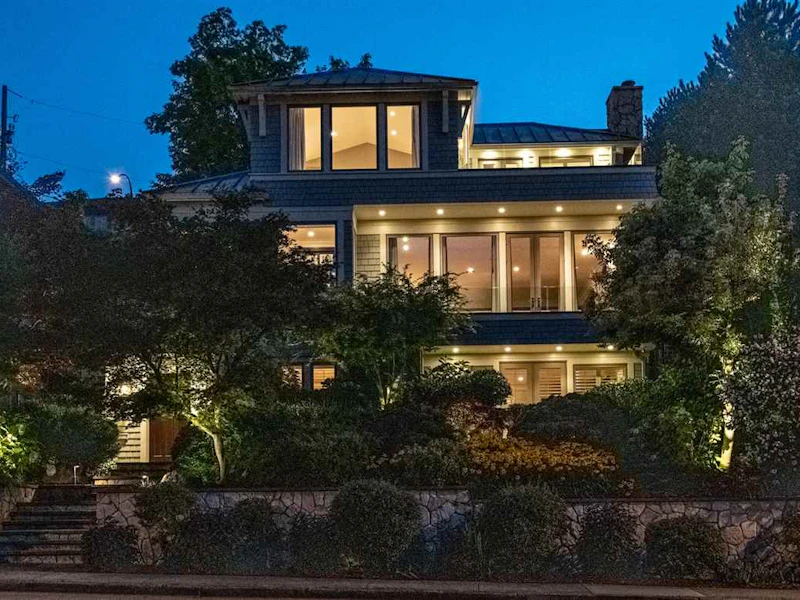4069 Puget Drive, Vancouver BC V6L 2V3