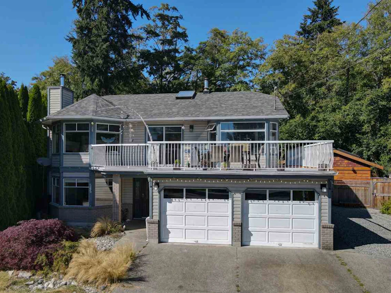 565 Cypress Place, Gibsons BC
