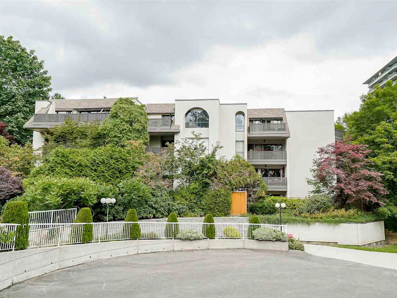 315 - 1945 Woodway Place, Burnaby BC V5B 4S4