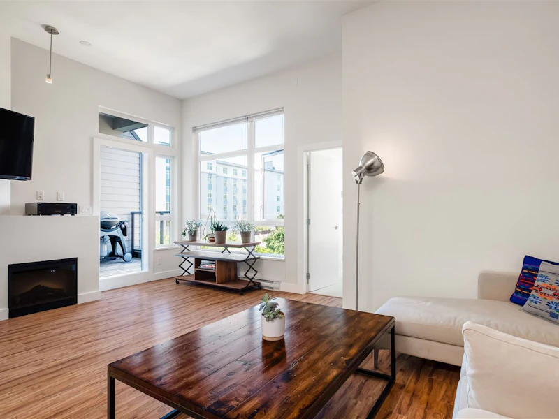 404 - 7655 Edmonds Street, Burnaby BC V3N 0C3
