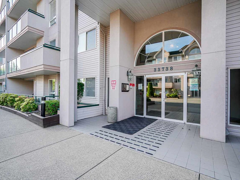 215 - 33738 King Road, Abbotsford BC V2S 8J5