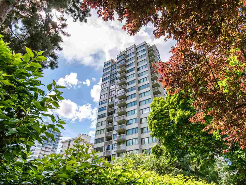 203 - 1740 Comox Street, Vancouver BC V6G 2Z1