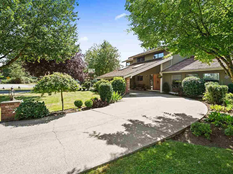 15486 Kildare Drive, Surrey BC V3S 6B9
