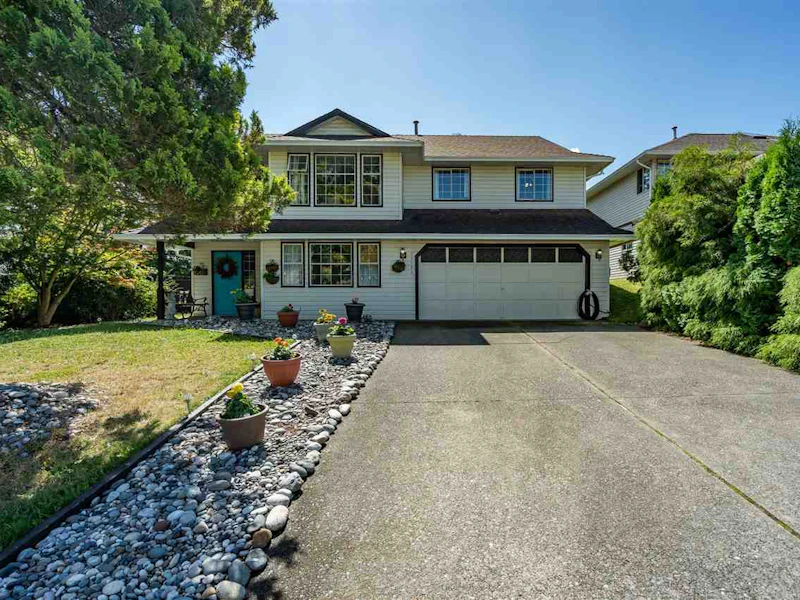 33562 Knight Avenue, Mission BC V2V 6L5