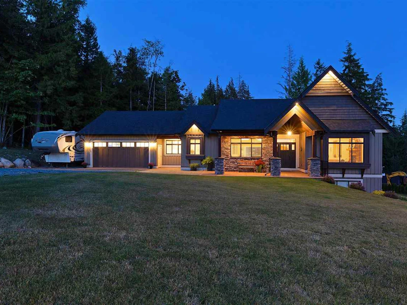 12158 270th Street, Maple Ridge BC V2W 1X4