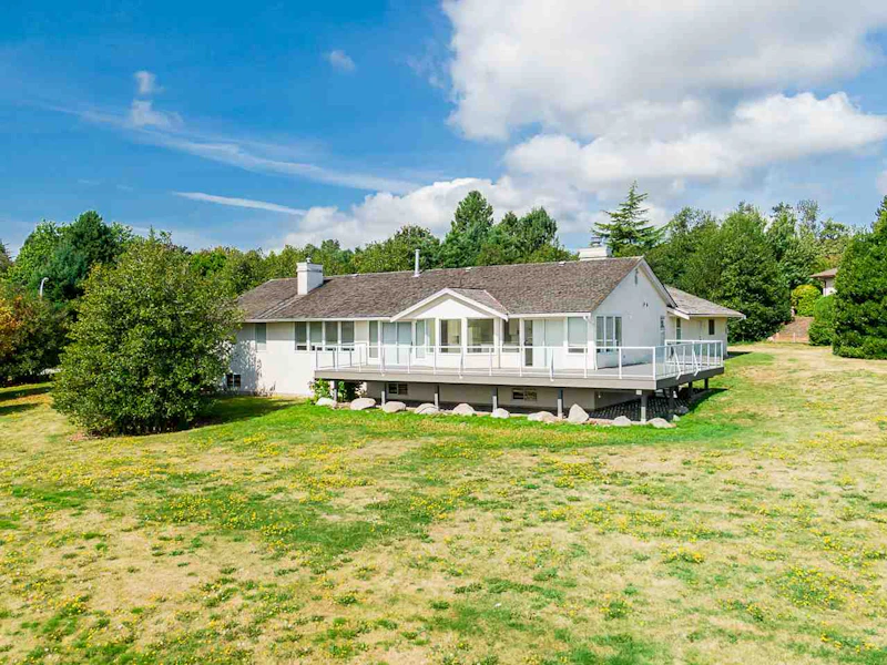 2018 182nd Street, Surrey BC V3Z 9V9
