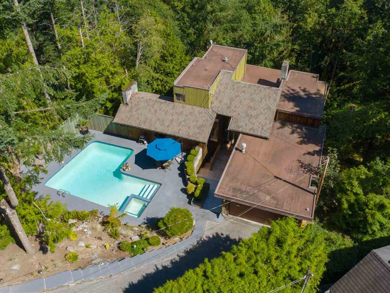 4040 Almondel Road, West Vancouver BC V7V 3L5