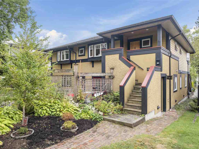 719 E 6th Street, North Vancouver BC V7L 1R5