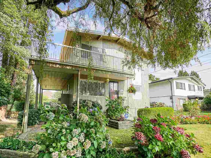 12737 97th Avenue, Surrey BC V3V 2G1