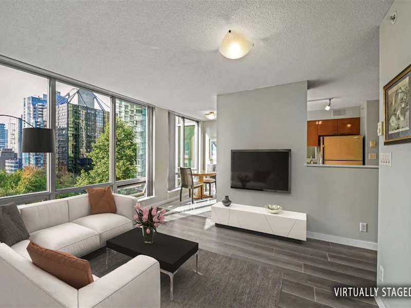 601 - 1288 W Georgia Street, Vancouver BC V6E 4R3