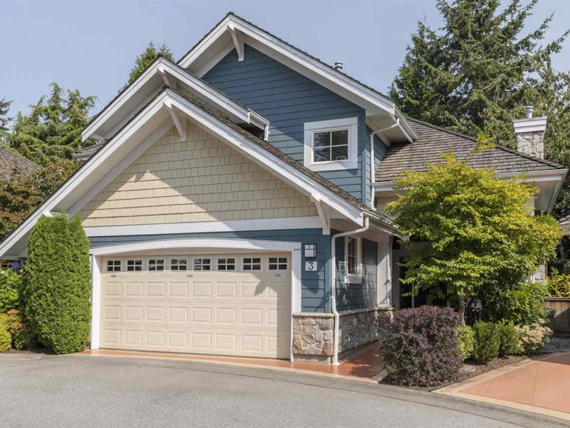 3 - 15055 20th Avenue, Surrey BC V4A 9Y2