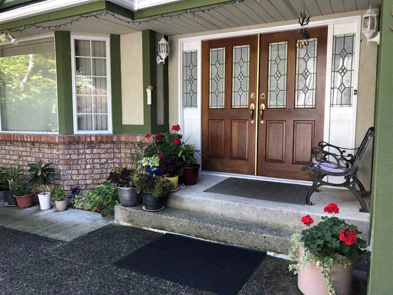 509 Tempe Crescent, North Vancouver BC V7N 1E7