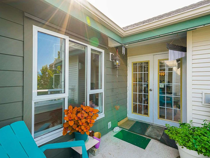 404 - 228 E 18th Avenue, Vancouver BC V5V 1E6