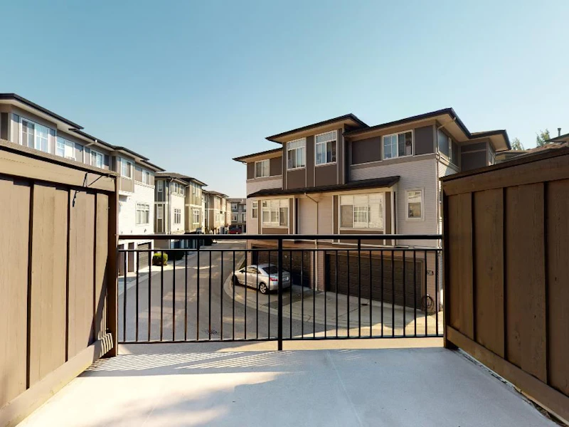 15 - 1010 Ewen Avenue, New Westminster BC V3M 5C9
