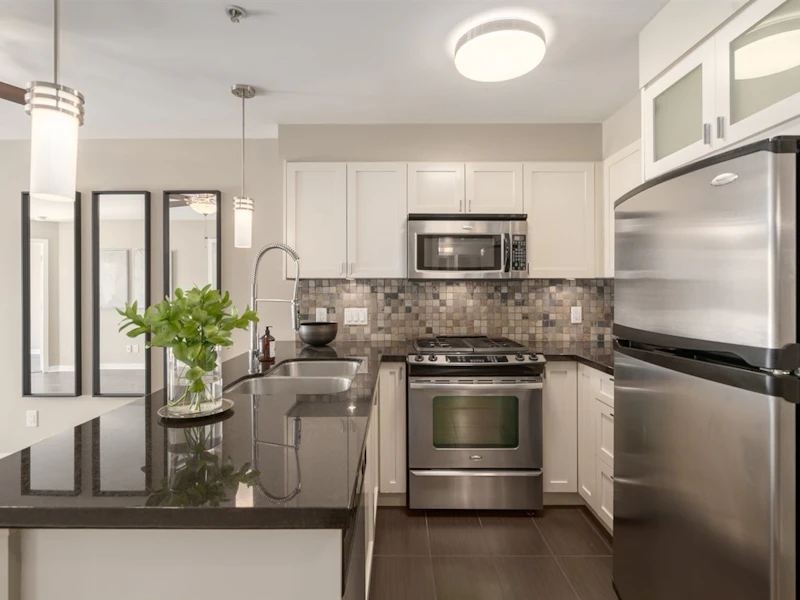 302 - 405 Skeena Street, Vancouver BC V5K 0A3