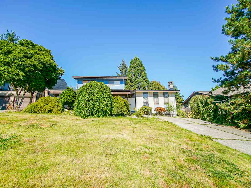 8193 Woodlake Court, Burnaby BC V5A 3P3