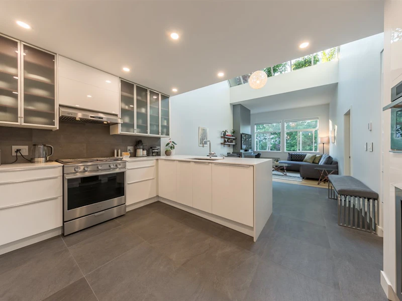 302 - 650 Moberly Road, Vancouver BC V5Z 4J1