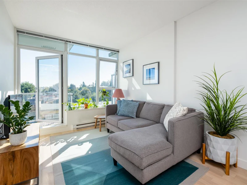 613 - 251 E 7th Avenue, Vancouver BC V5Y 1L9