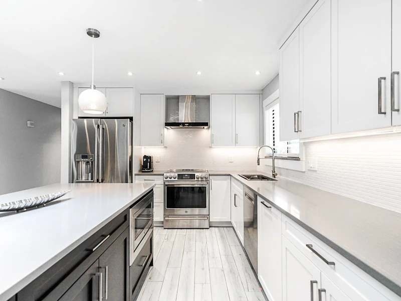 14396 115th Avenue, Surrey BC V3R 2R1