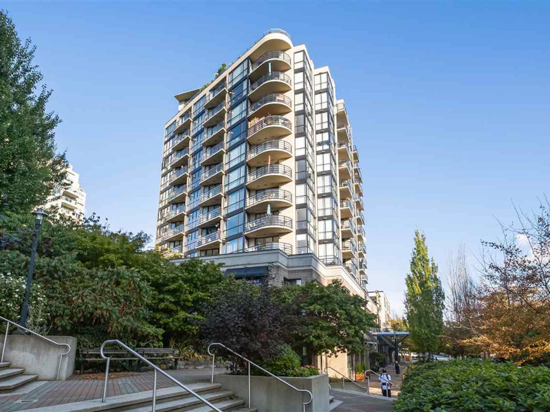 704 - 124 W 1st Street, North Vancouver BC V7M 3N3