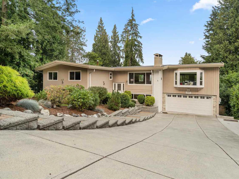 2985 The Dell Avenue, Coquitlam BC V3C 3M5