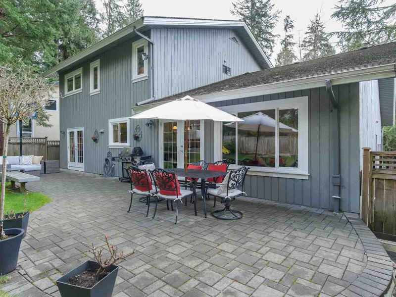 5477 Cliffridge Avenue, North Vancouver BC V7R 3V5