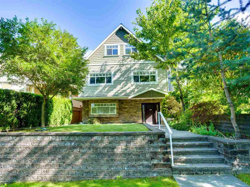 3243 W 38th Avenue, Vancouver BC V6N 2X5