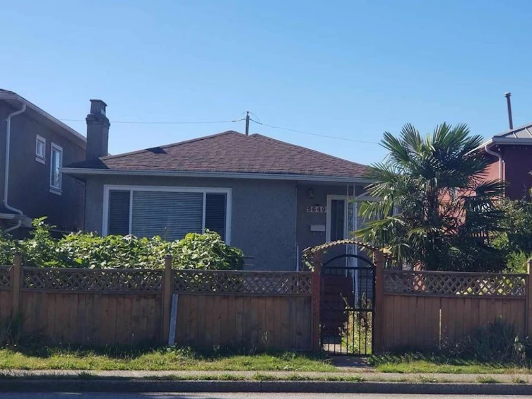 5649 Rupert Street, Vancouver, BC, V5R 2K4