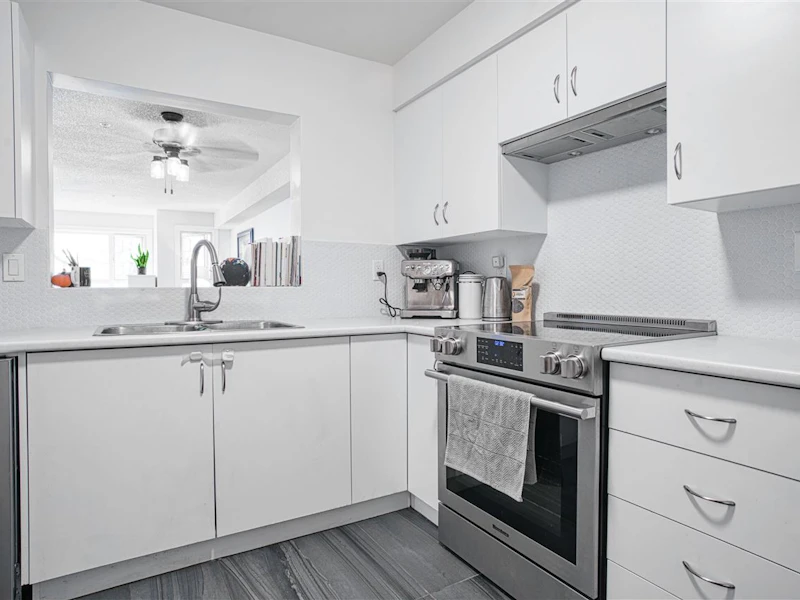 401 - 33165 2nd Avenue, Mission BC V2V 6T8