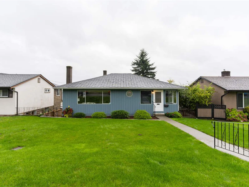 114 Sapper Street, New Westminster BC V3L 3Y5