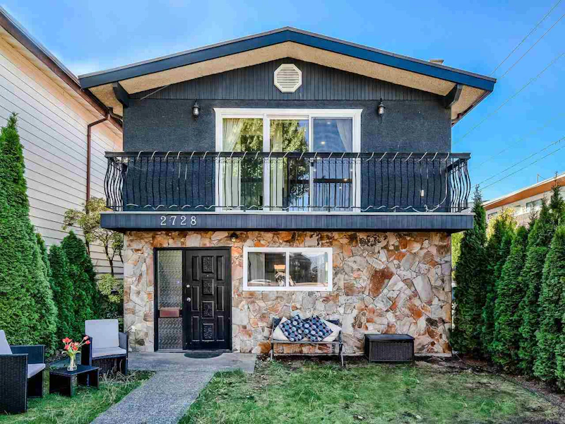 2728 E 27th Avenue, Vancouver BC V5R 1N5
