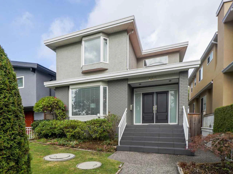 869 W 63rd Avenue, Vancouver BC V6P 2H3