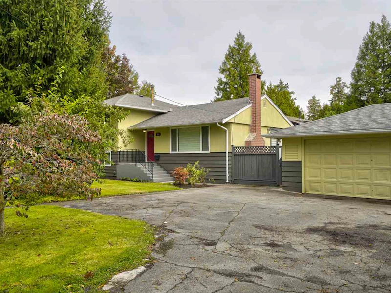 686 Gilchrist Drive, Delta BC V4M 3L3