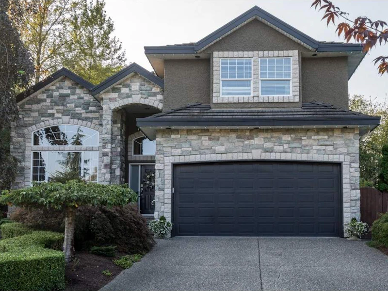 10083 181st Street, Surrey BC V4N 5B5