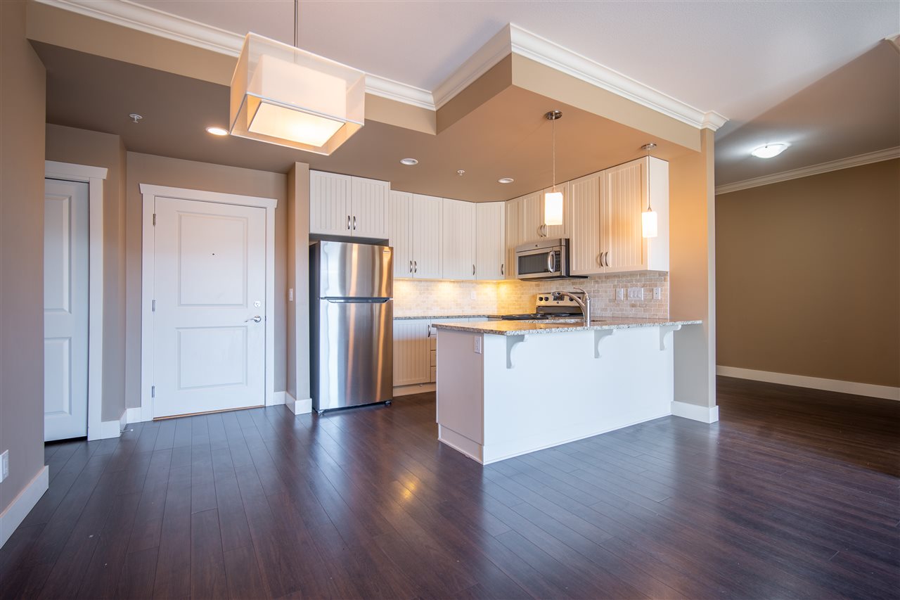 414-3192 Gladwin Rd  