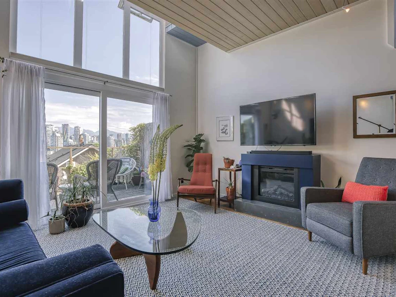 1163 W 8th Avenue, Vancouver BC V6H 1C5