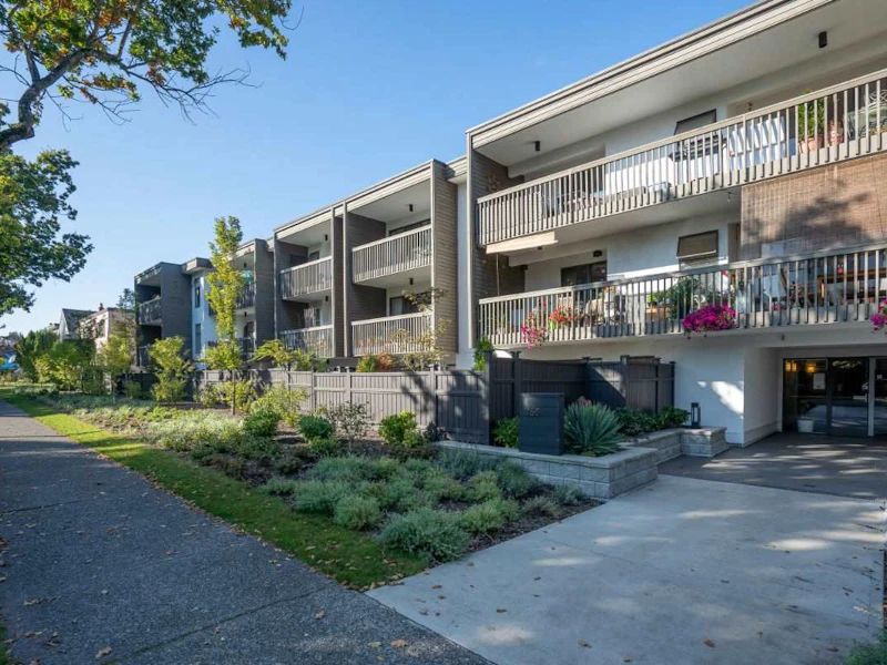 318 - 265 E 15th Avenue, Vancouver BC V5T 4K4