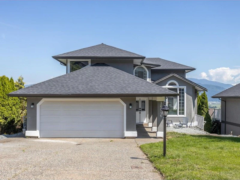 36046 Empress Drive, Abbotsford BC V3G 1L1