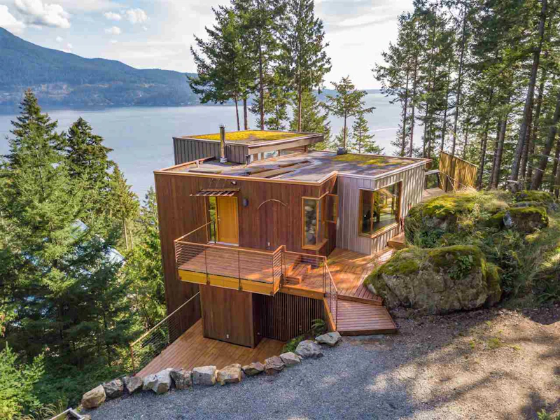 231 Highland Trail, Bowen Island BC V0N 1G1
