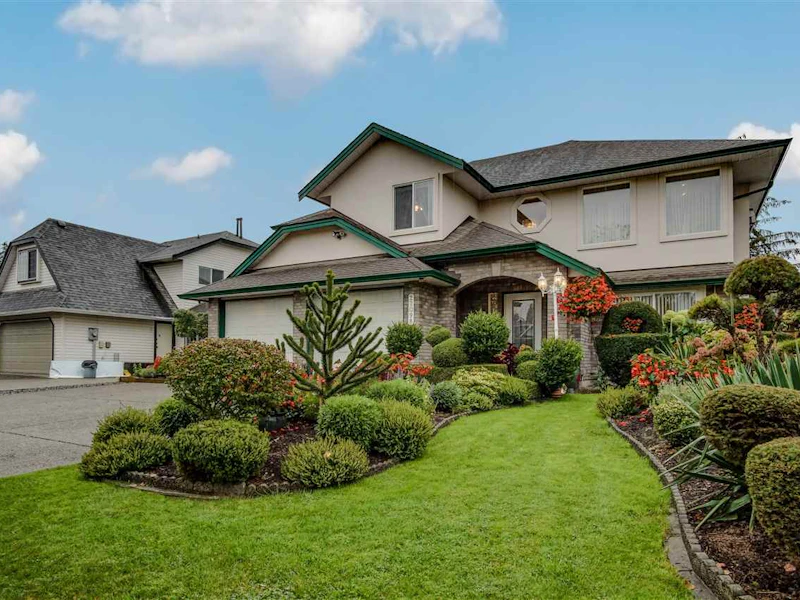 27098 26a Avenue, Langley BC V4W 3V4