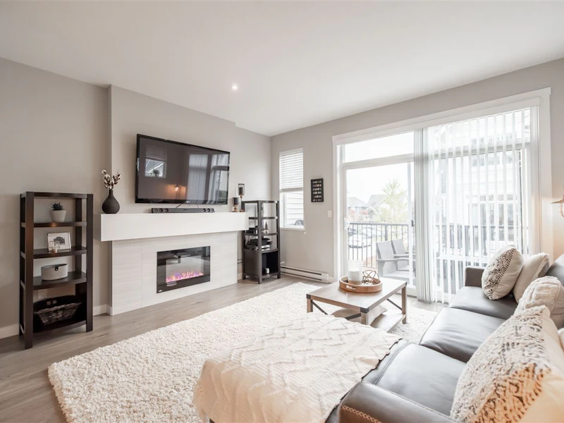 72 - 7169 208a Street, Langley BC