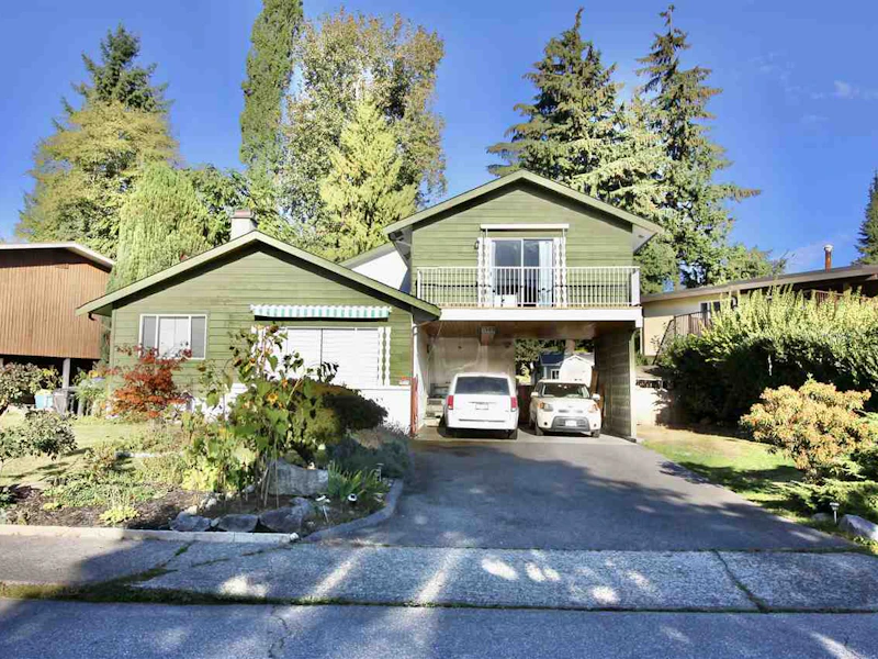 6589 Parkdale Drive, Burnaby BC V5B 2X4