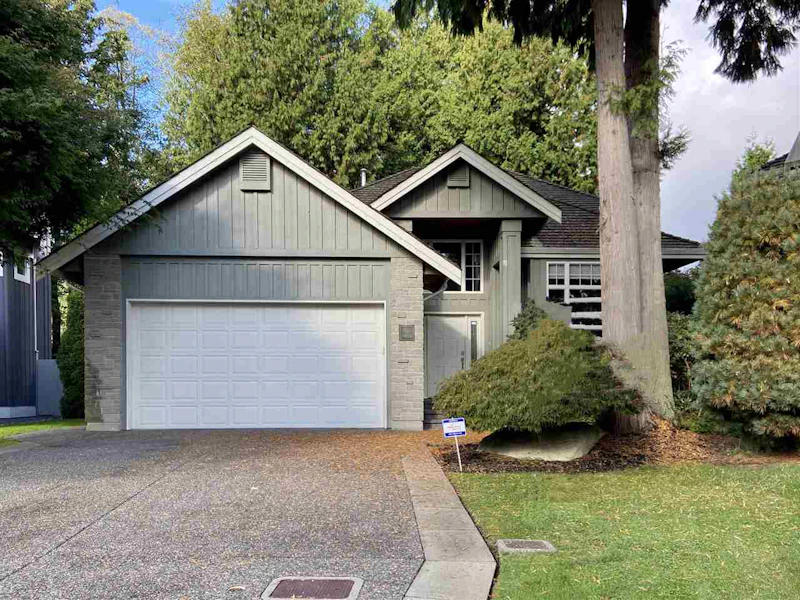 14329 17b Avenue, Surrey BC V4A 9W2