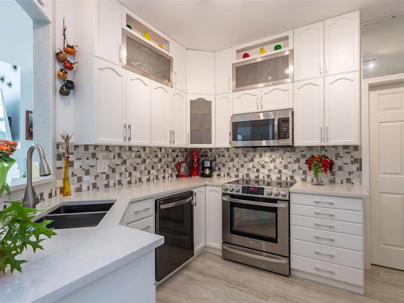 407 - 12464 191b Street, Pitt Meadows BC V3Y 2P6