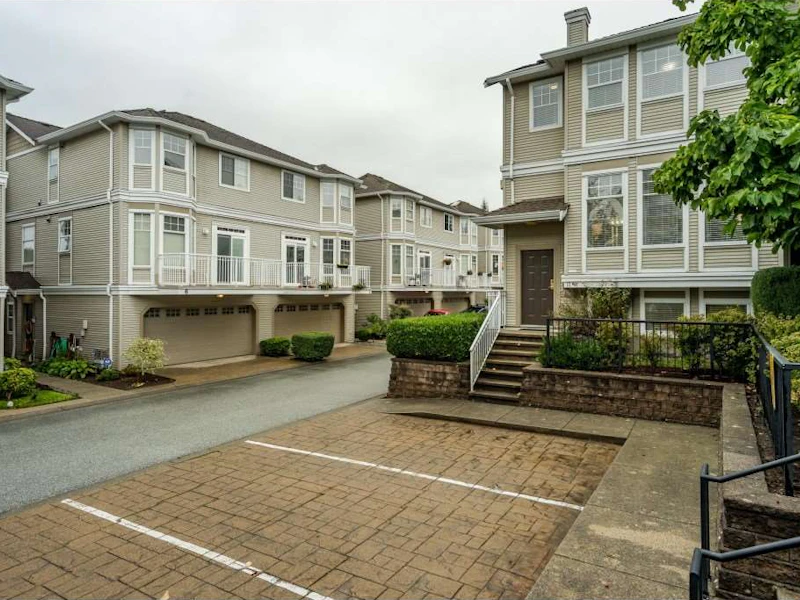 11 - 6518 121st Street, Surrey BC V3W 1C4