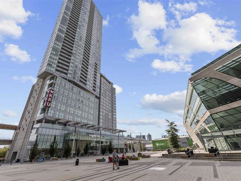 1703 - 13495 Central Avenue, Surrey BC