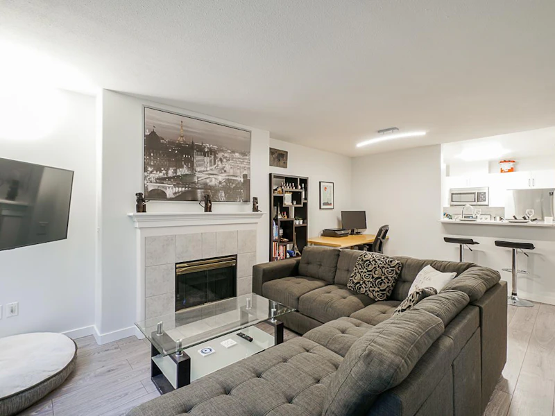 207 - 5281 Oakmount Crescent, Burnaby BC V5H 4S7