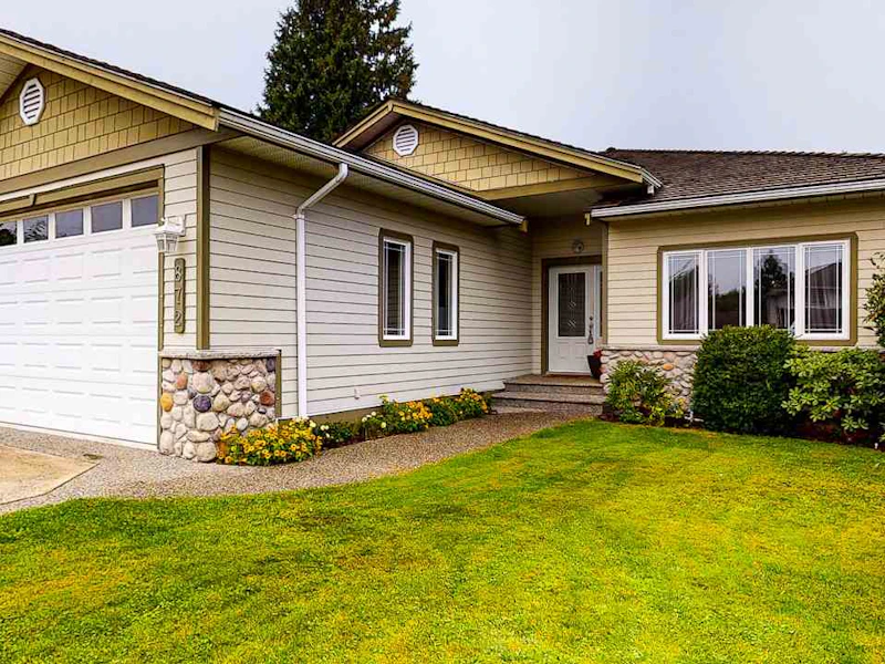 872 Oceanmount Boulevard, Gibsons BC